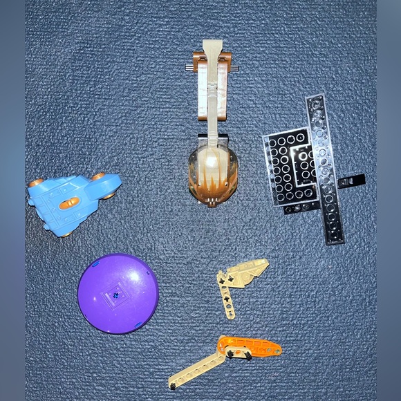 Lego parts - Picture 2 of 2